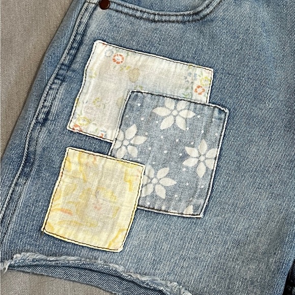 Wrangler x Billabong "Showdown" cutoff shorts, sz. 25, patches, denim, summer - Picture 2 of 11